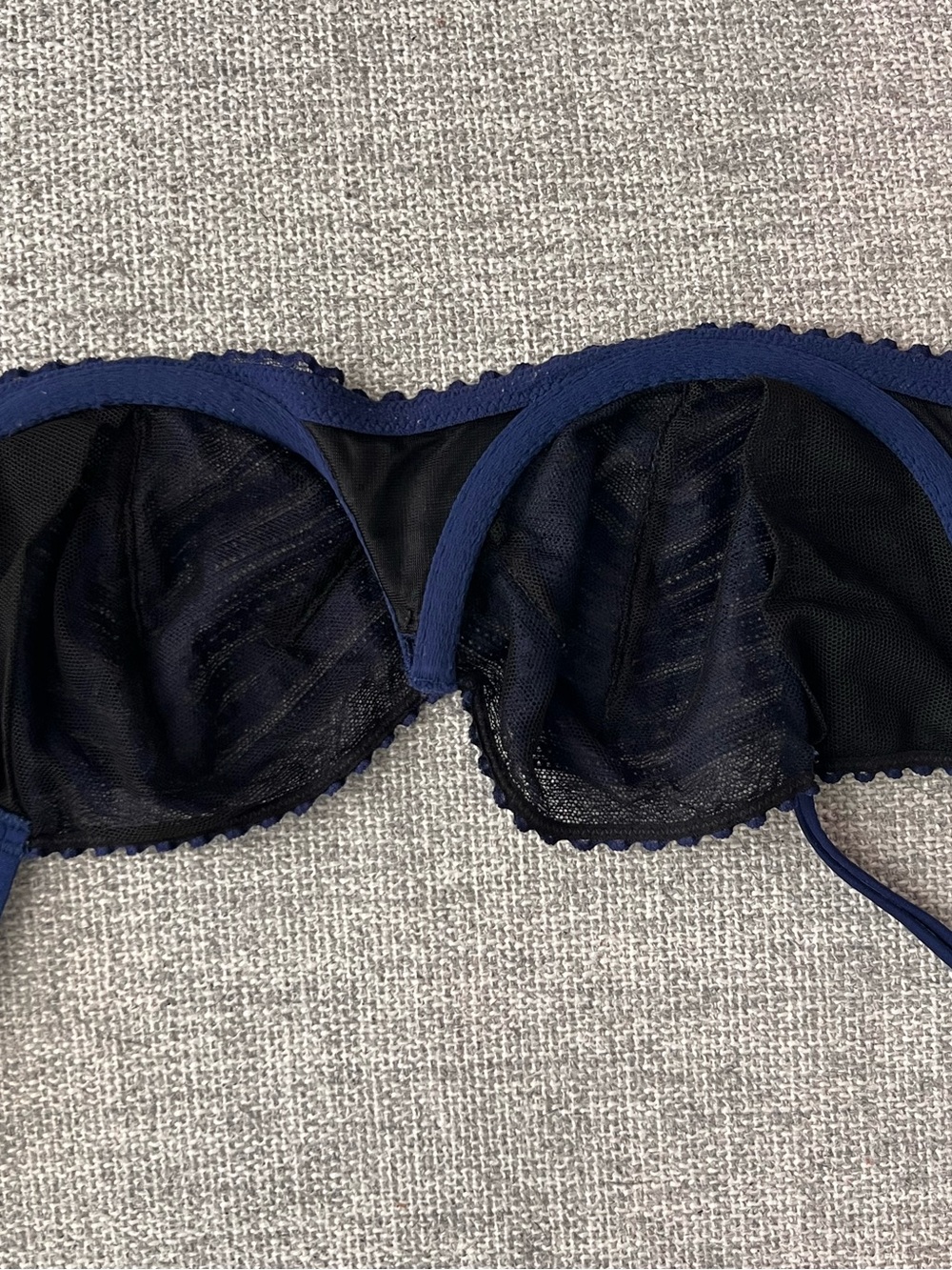 Victoria’s Secret Balconette Bra - Picture 4 of 5
